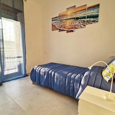 Blue Wave Sorrento